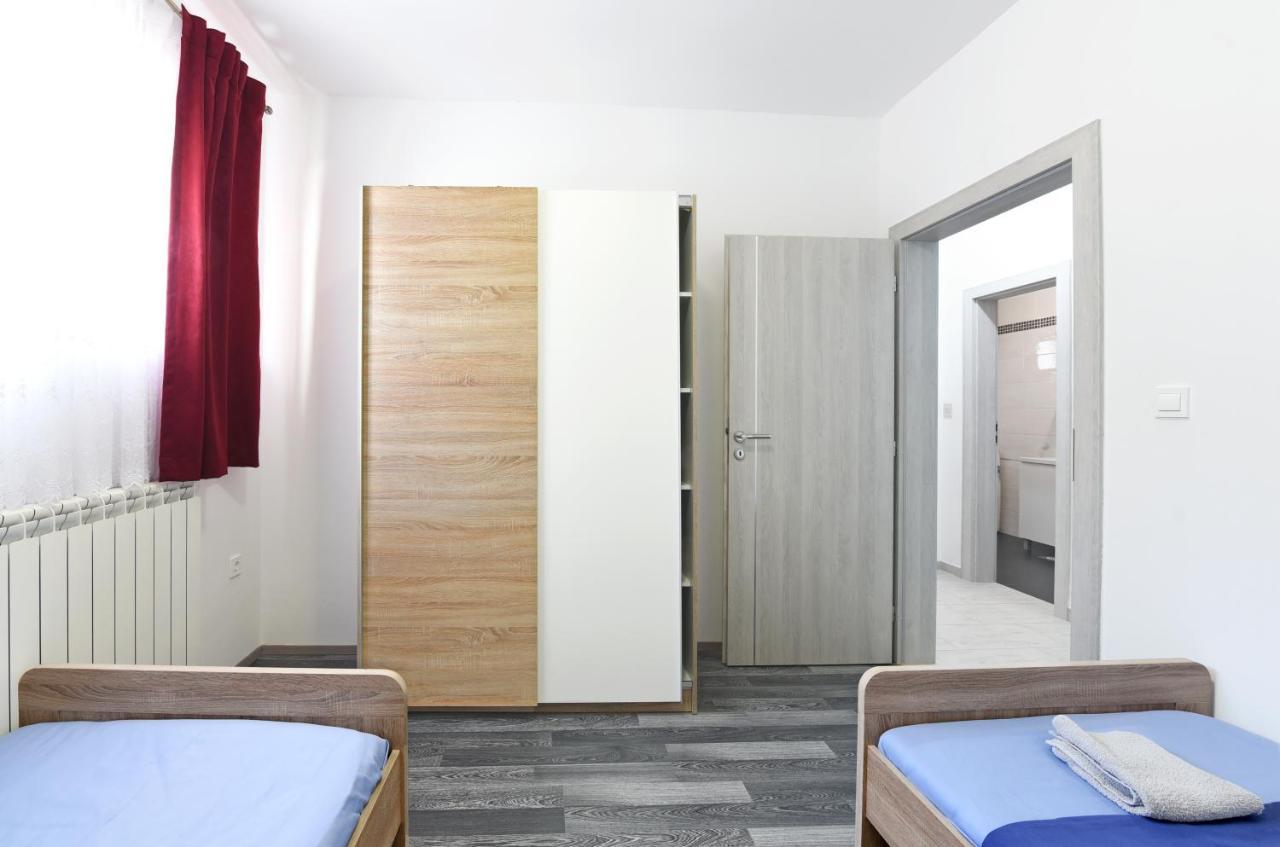 Apartments Mirasol 乌马格 外观 照片
